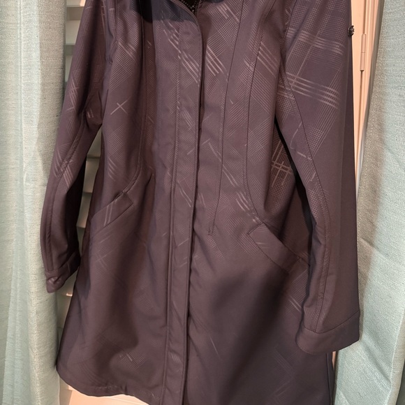 Chillax early spring burgundy coat Large - Picture 4 of 5